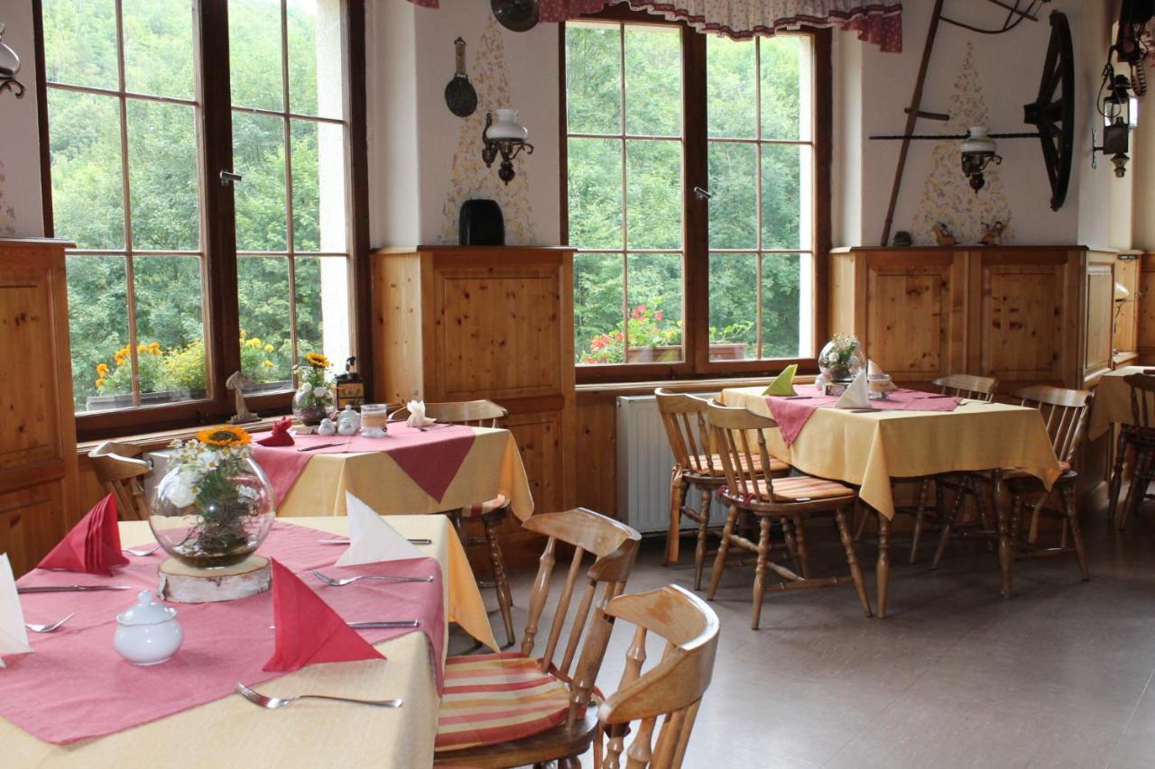 Hotel Waldfrieden Elsterberg Esterno foto